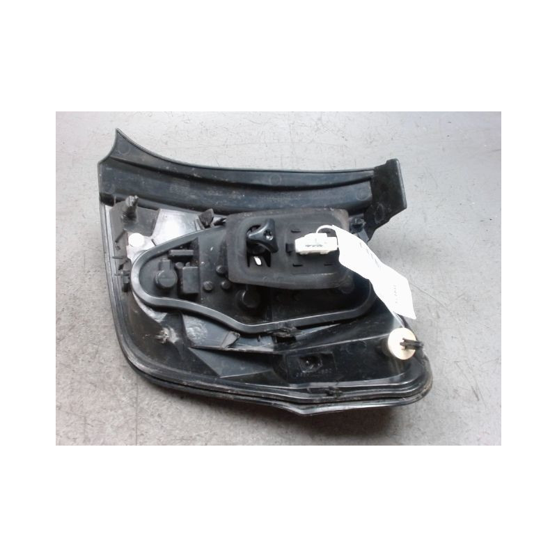 FEU ARRIERE GAUCHE  CITROEN C3 2009-