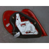 FEU ARRIERE GAUCHE  TOYOTA AVENSIS 2000-2003