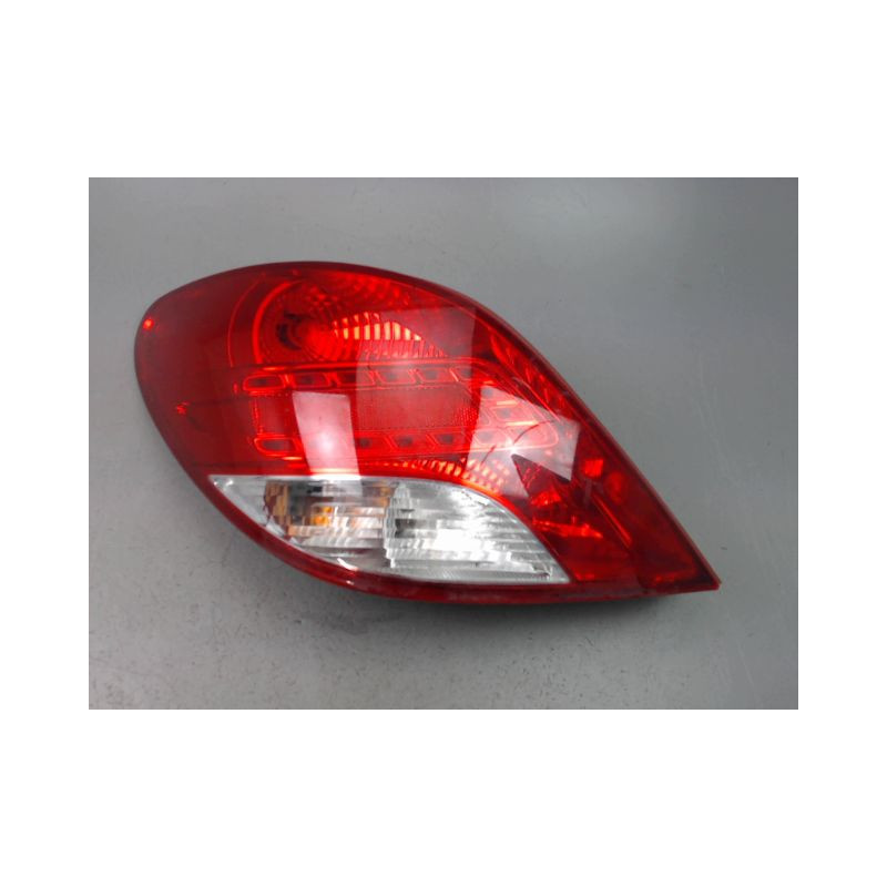 FEU ARRIERE GAUCHE  PEUGEOT 207 2006-2013