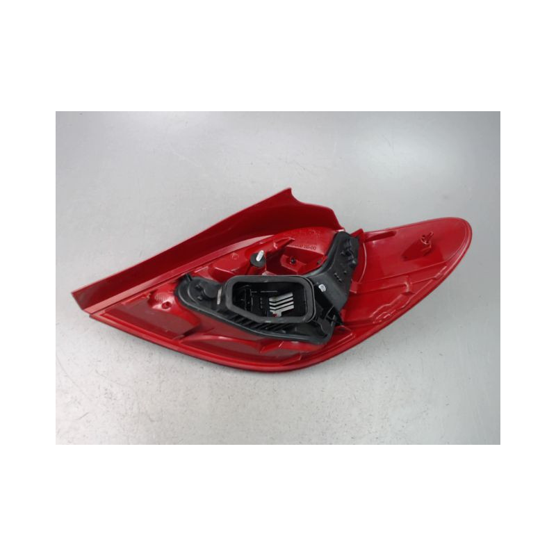 FEU ARRIERE GAUCHE  PEUGEOT 207 2006-2013