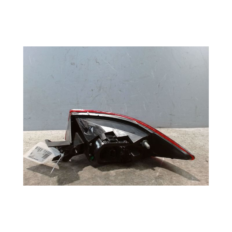 FEU ARRIERE GAUCHE  RENAULT CLIO IV