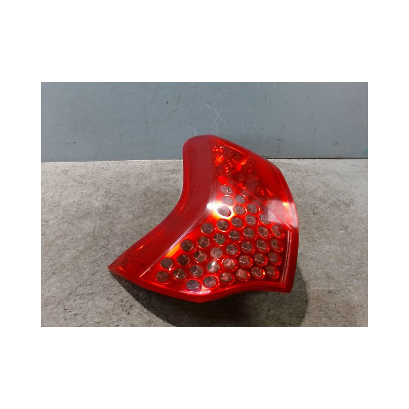 FEU ARRIERE GAUCHE  PEUGEOT 3008 2009-