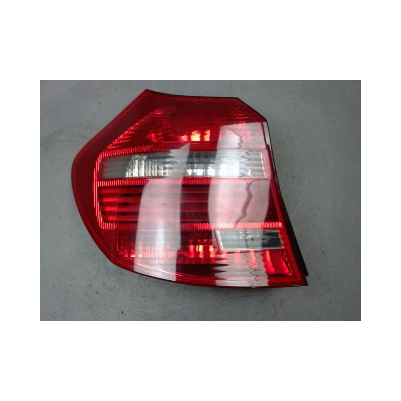 FEU ARRIERE GAUCHE  BMW SERIE 1