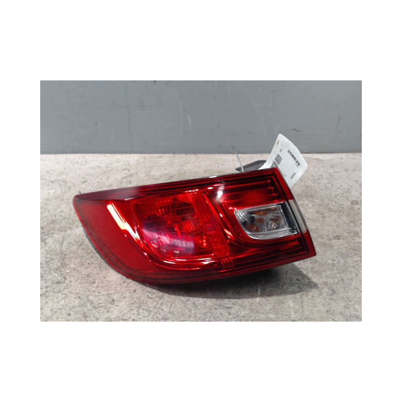 FEU ARRIERE GAUCHE  RENAULT CLIO