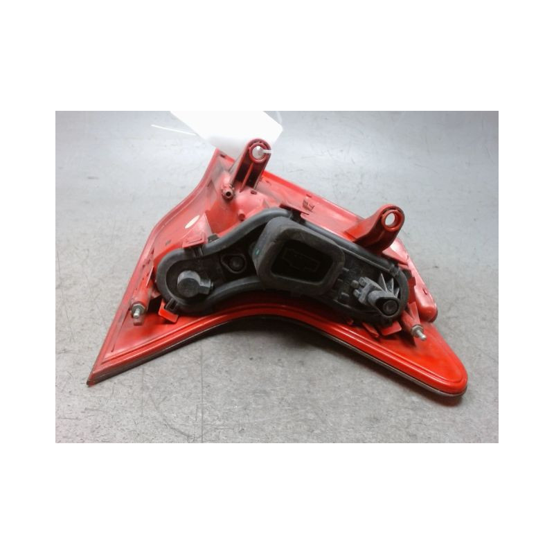 FEU ARRIERE GAUCHE  PEUGEOT 3008 2009-