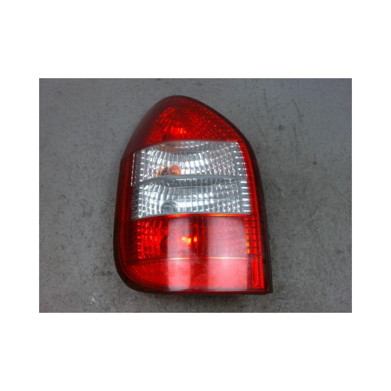 FEU ARRIERE GAUCHE  OPEL ZAFIRA
