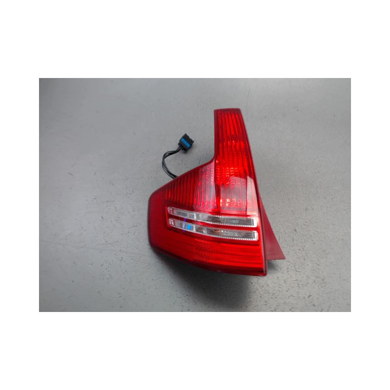 FEU ARRIERE GAUCHE  CITROEN C4