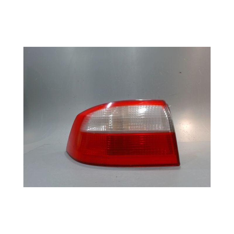 FEU ARRIERE GAUCHE  RENAULT LAGUNA
