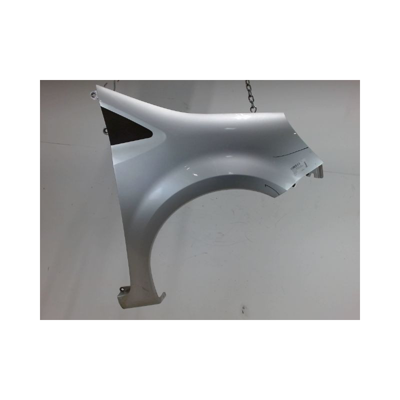 AILE AVANT DROIT RENAULT MODUS LONGUE 2008-