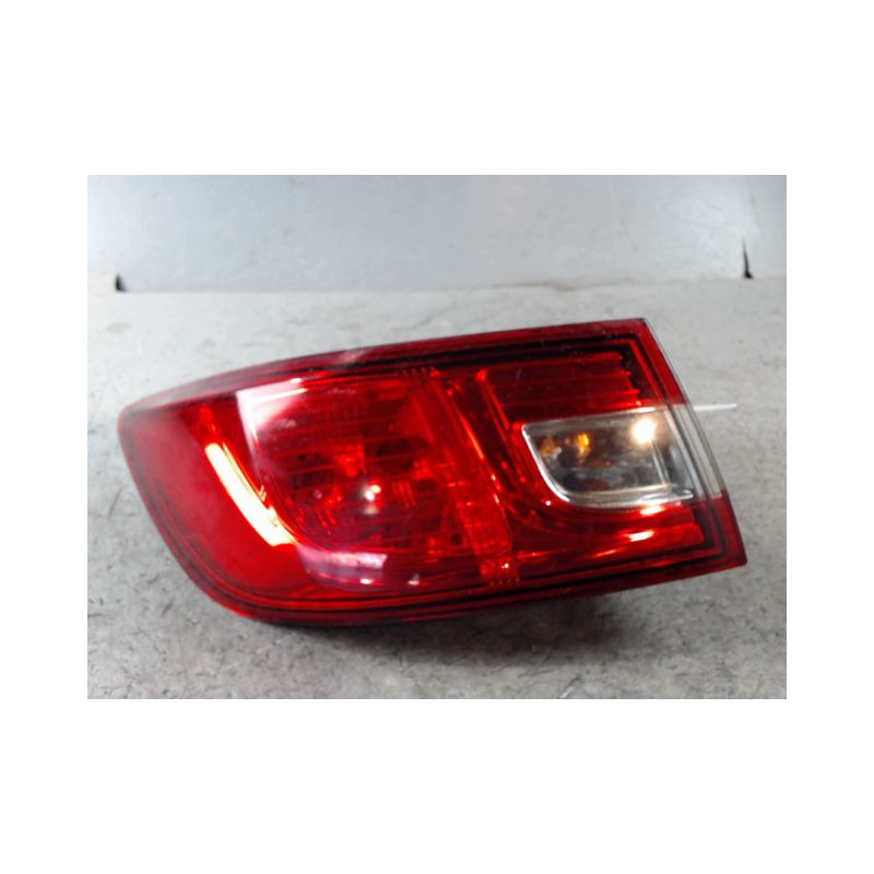 FEU ARRIERE GAUCHE  RENAULT CLIO IV