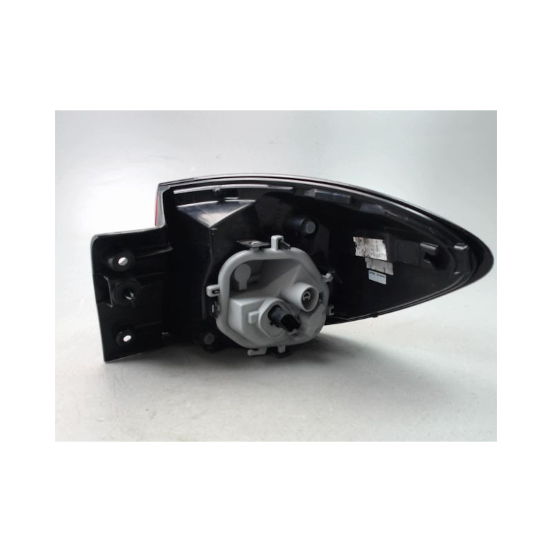 FEU ARRIERE GAUCHE  RENAULT CAPTUR Phase 1 2013-...