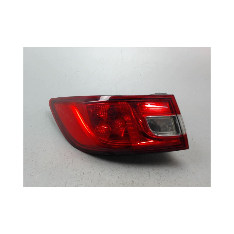 FEU ARRIERE GAUCHE  RENAULT CLIO IV Phase 1 2012-...