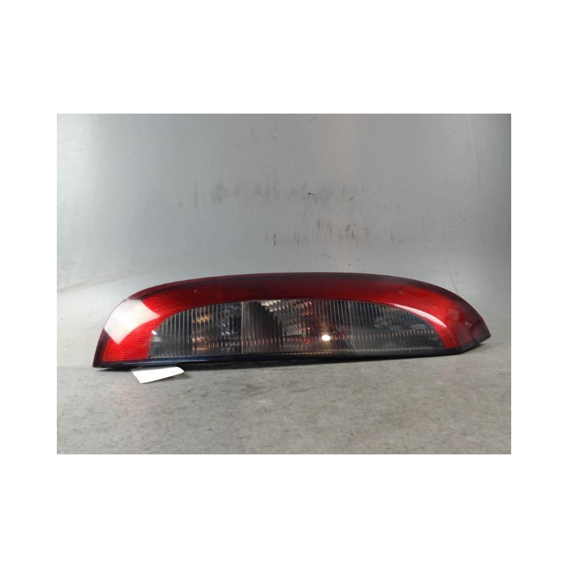 FEU ARRIERE GAUCHE  OPEL CORSA 2000-8.2003
