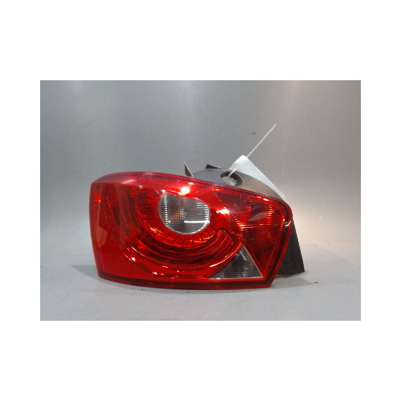 FEU ARRIERE GAUCHE  SEAT IBIZA