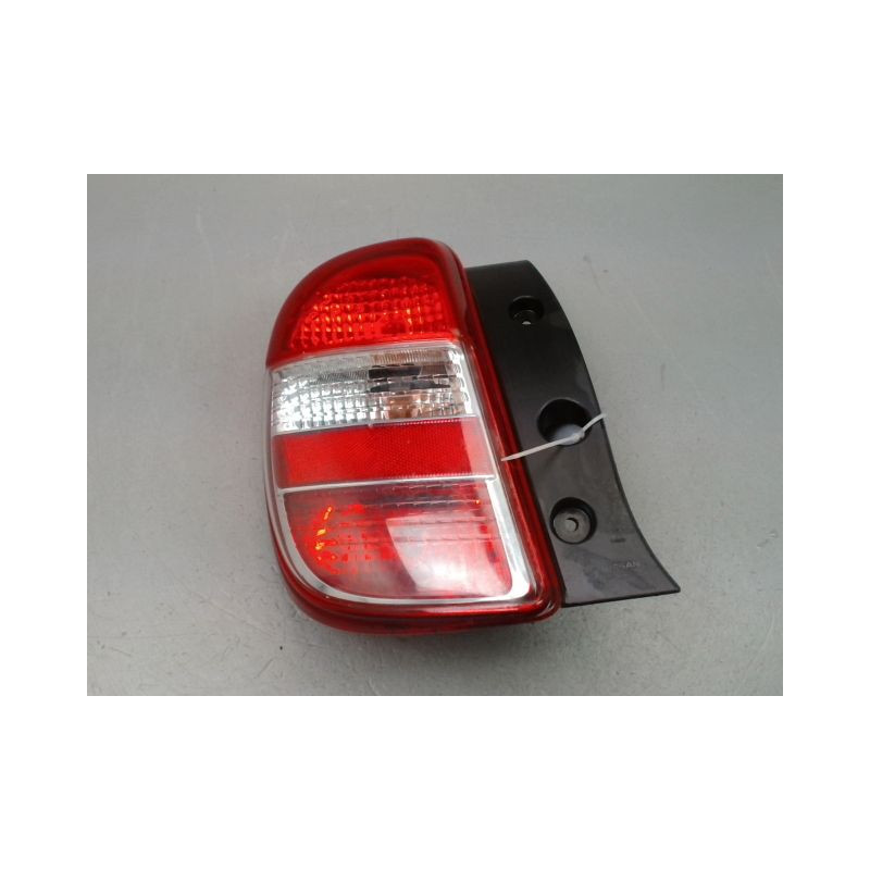 FEU ARRIERE GAUCHE  NISSAN MICRA 2009-