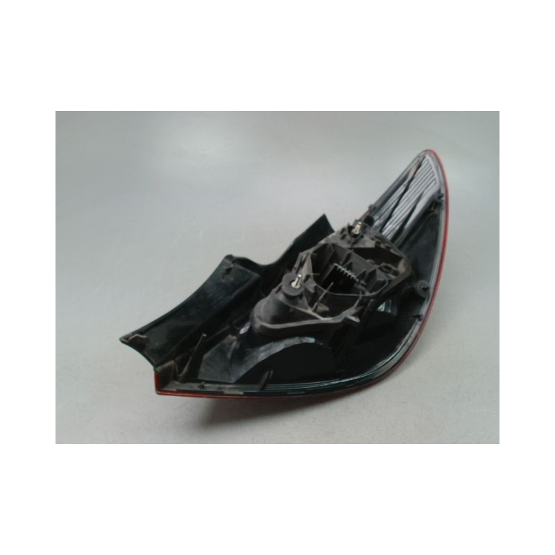 FEU ARRIERE GAUCHE  OPEL CORSA IV Phase 2 (D) 2011-2015