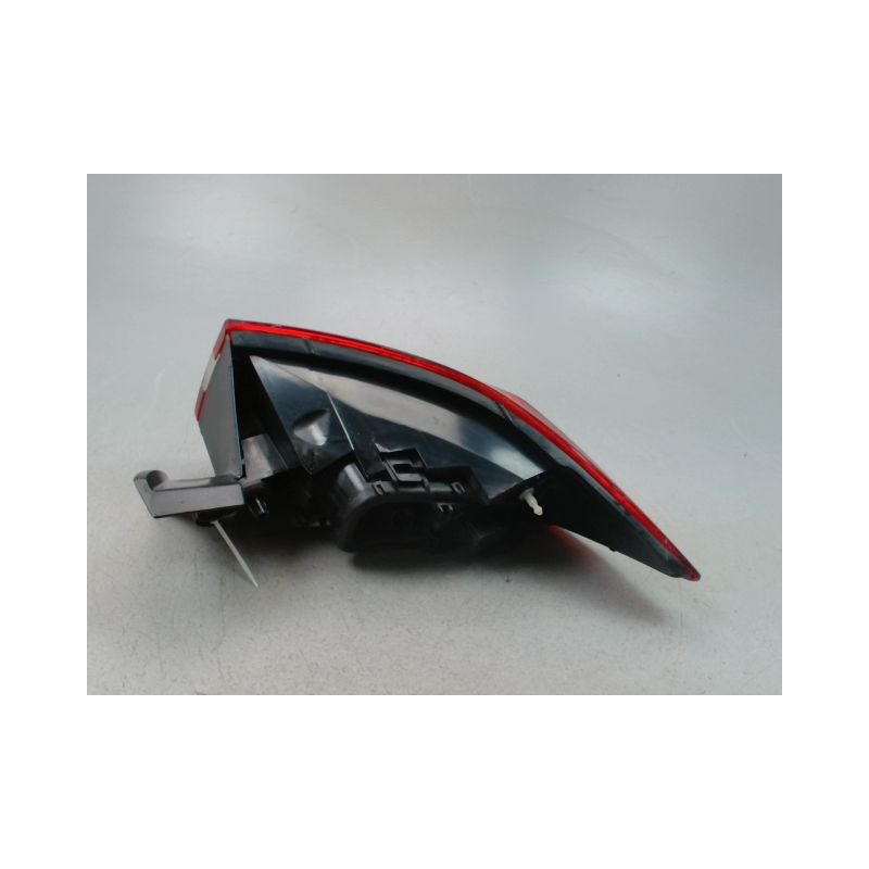 FEU ARRIERE GAUCHE  RENAULT CLIO IV Phase 1 2012-...