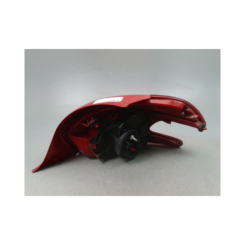 FEU ARRIERE GAUCHE  PEUGEOT 208 Phase 1 2012-...
