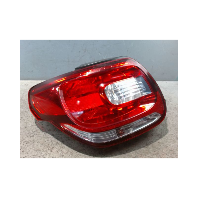 FEU ARRIERE GAUCHE  CITROEN DS3 2009-