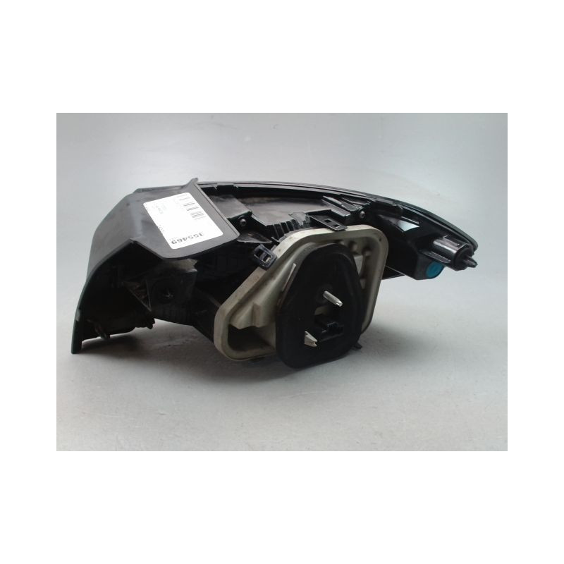FEU ARRIERE GAUCHE  PEUGEOT 208