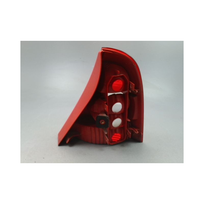 FEU ARRIERE GAUCHE  RENAULT CLIO II Phase 2 2001-2006