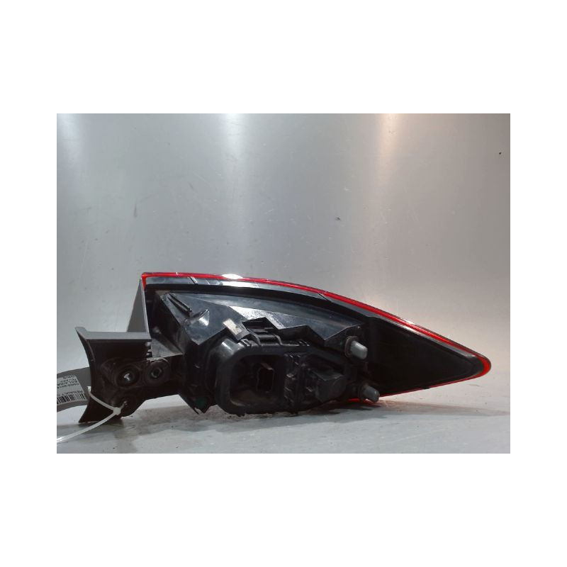 FEU ARRIERE GAUCHE  RENAULT CLIO