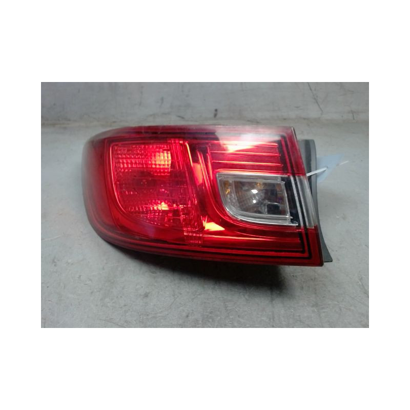 FEU ARRIERE GAUCHE  RENAULT CLIO IV 2012-