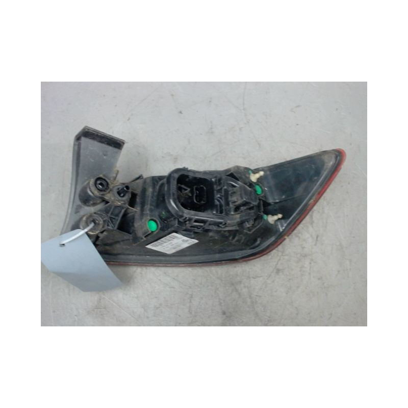 FEU ARRIERE GAUCHE  RENAULT CLIO IV 2012-