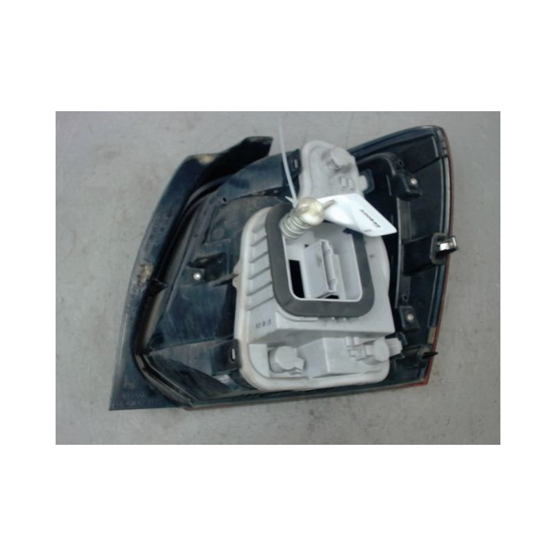 FEU ARRIERE GAUCHE  VOLKSWAGEN POLO 2009-