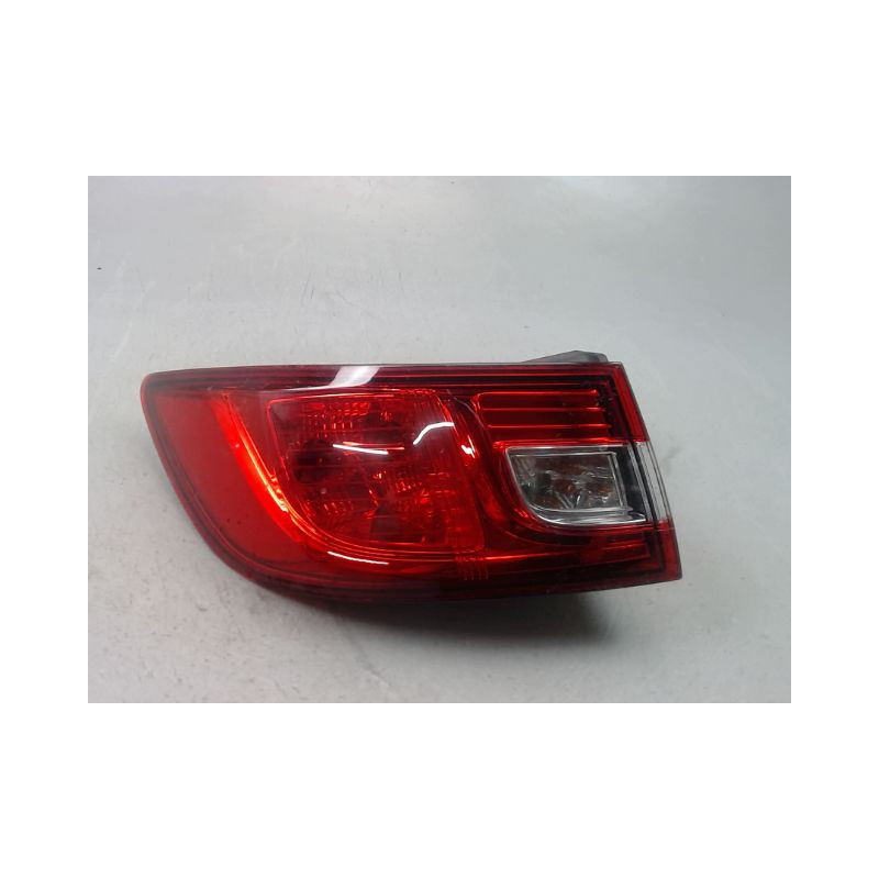 FEU ARRIERE GAUCHE  RENAULT CLIO IV Phase 1 2012-...