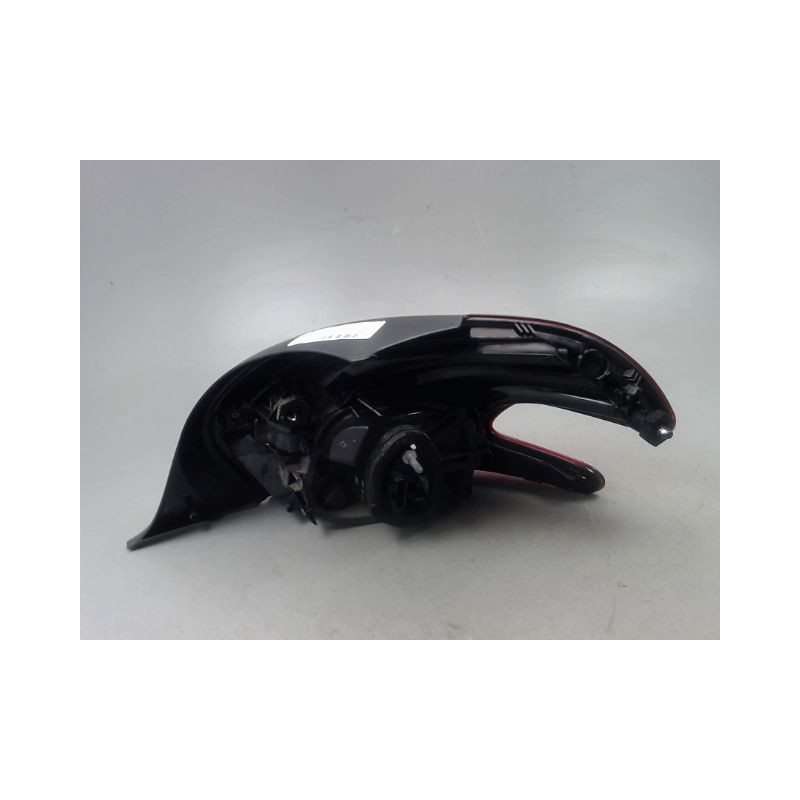 FEU ARRIERE GAUCHE  PEUGEOT 208 Phase 1 2012-...