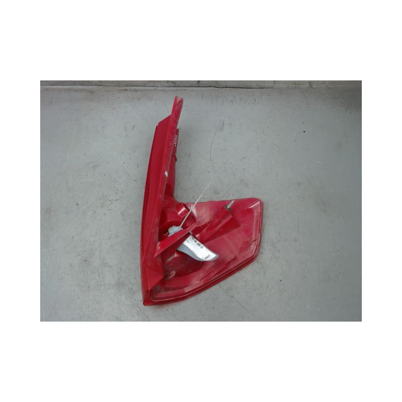 FEU ARRIERE GAUCHE  CITROEN C4 2008-