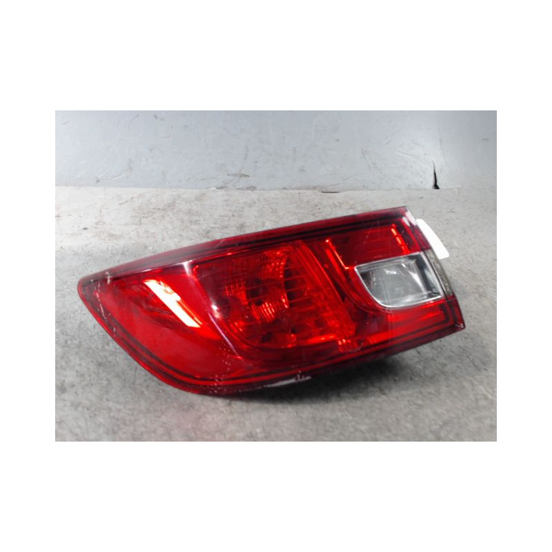 FEU ARRIERE GAUCHE  RENAULT CLIO IV