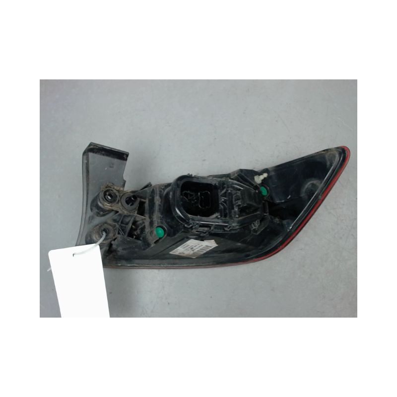 FEU ARRIERE GAUCHE  RENAULT CLIO IV 2012-