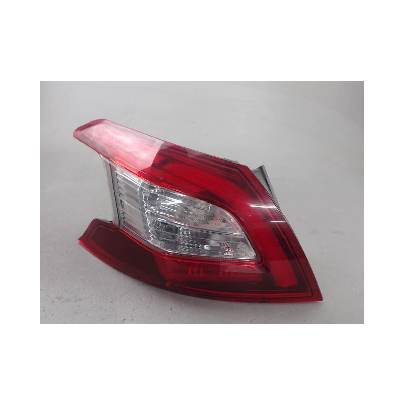 FEU ARRIERE GAUCHE  PEUGEOT 308
