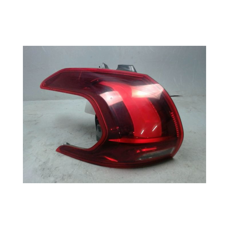 FEU ARRIERE GAUCHE  PEUGEOT 2008