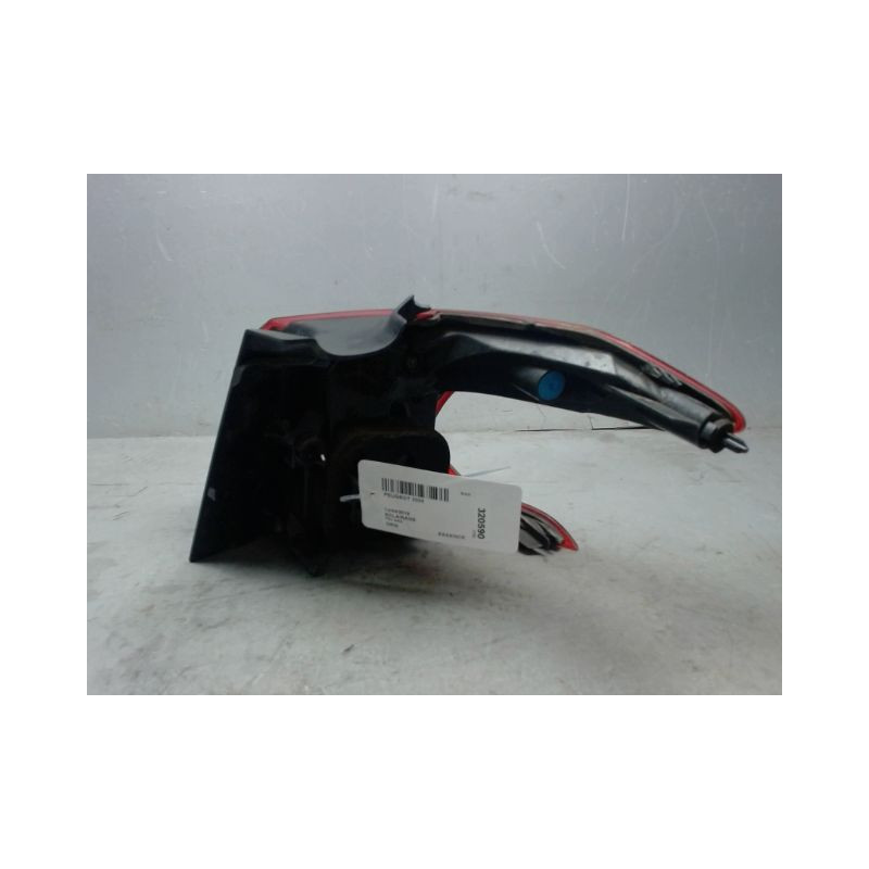 FEU ARRIERE GAUCHE  PEUGEOT 2008