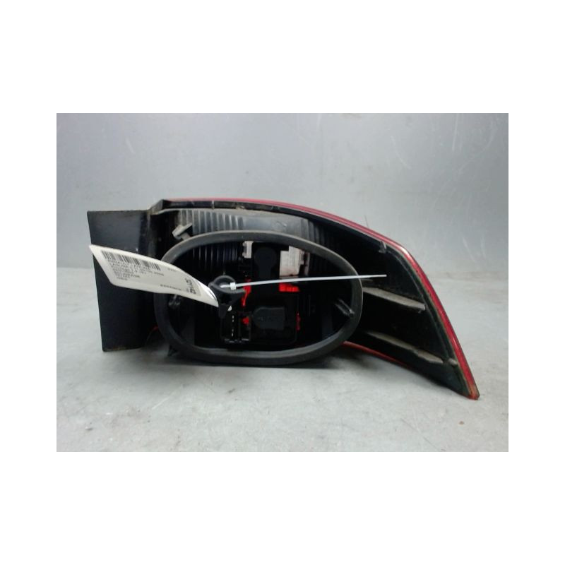 FEU ARRIERE GAUCHE  RENAULT LAGUNA II 00-2005