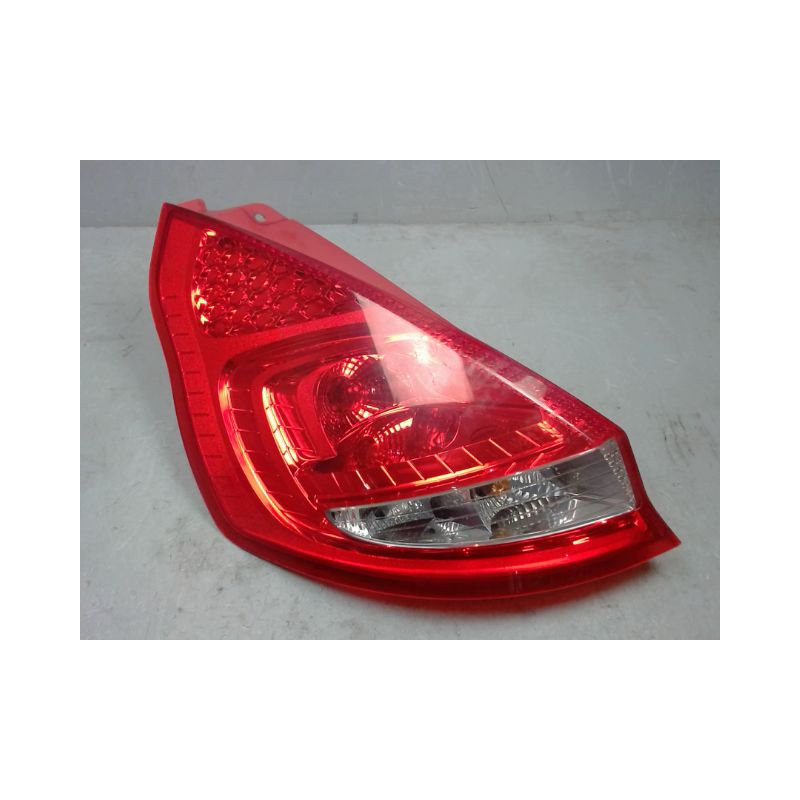 FEU ARRIERE GAUCHE  FORD FIESTA