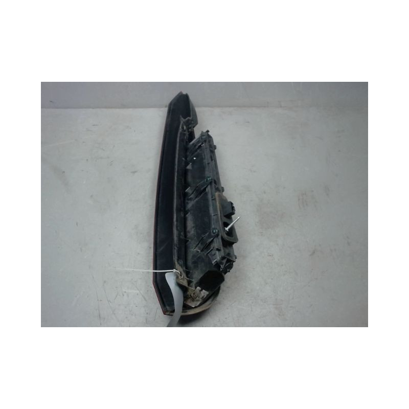 FEU ARRIERE GAUCHE  FORD FIESTA 02 -05