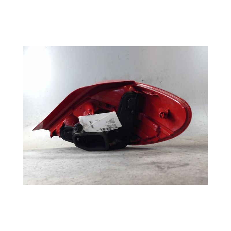 FEU ARRIERE GAUCHE  PEUGEOT 207 2011-