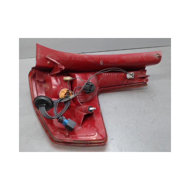 FEU ARRIERE GAUCHE  CITROEN C4