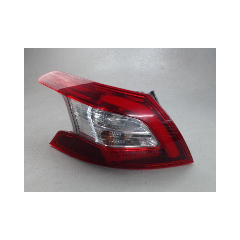FEU ARRIERE GAUCHE  PEUGEOT 308