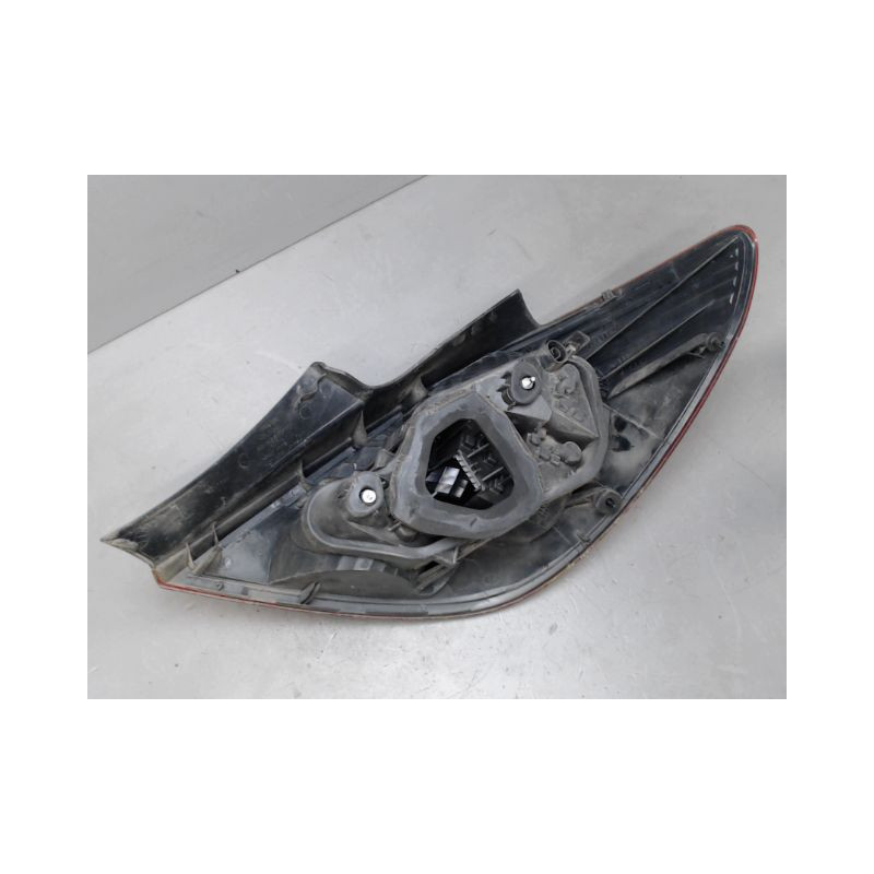 FEU ARRIERE GAUCHE  OPEL CORSA
