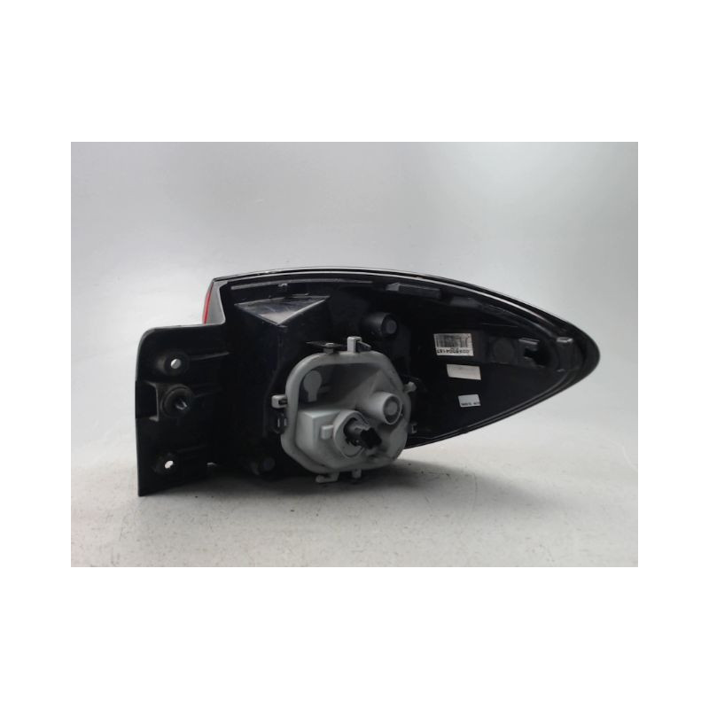 FEU ARRIERE GAUCHE  RENAULT CAPTUR Phase 1 2013-...