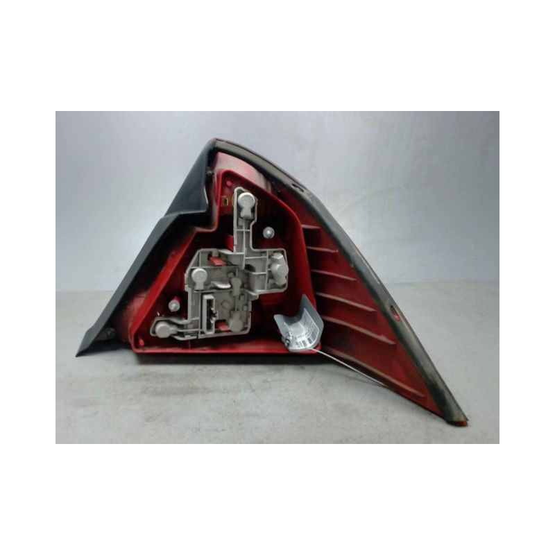 FEU ARRIERE GAUCHE  FORD MONDEO 2000-2007
