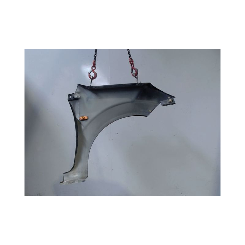 AILE AVANT GAUCHE FORD FIESTA 02 -05