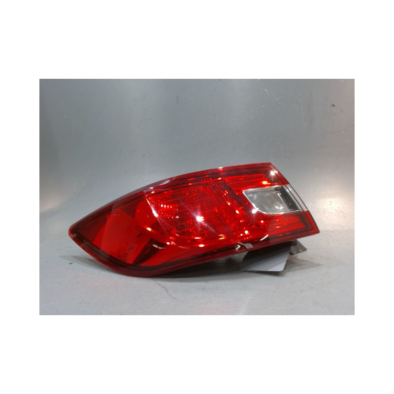 FEU ARRIERE GAUCHE  RENAULT CLIO