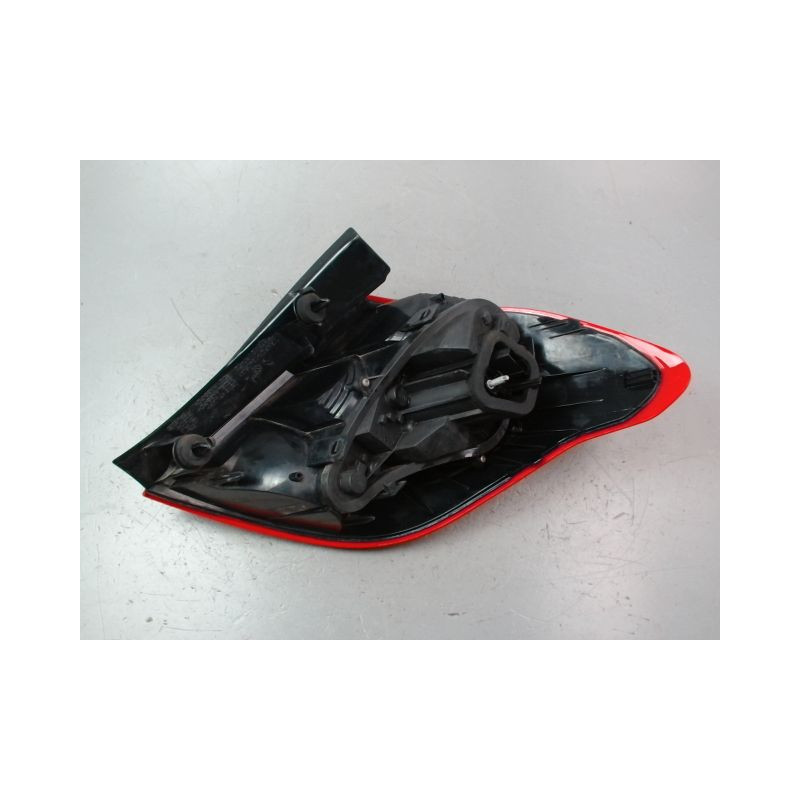 FEU ARRIERE GAUCHE  CITROEN C4 II Phase 1 (B71) 2010-2015