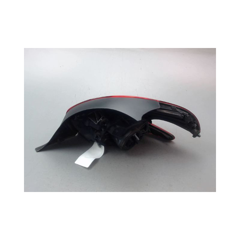 FEU ARRIERE GAUCHE  PEUGEOT 208 Phase 1 2012-...